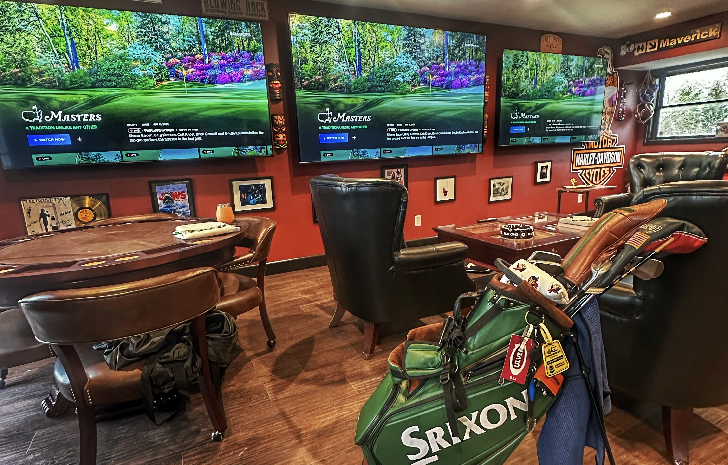 Black Rose Guest Lounge